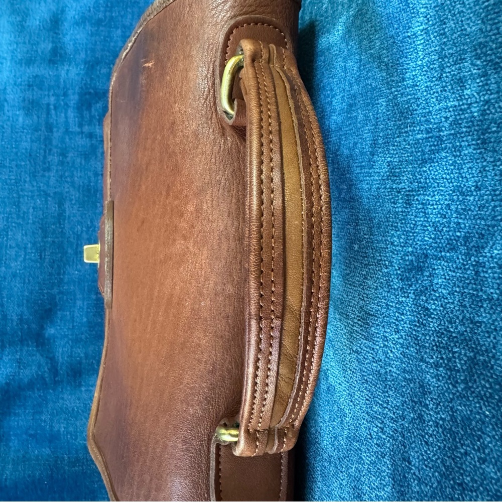 Coach Station Bag in British Tan, circa early 1990s. Style 5130 - Picture 9 of 11